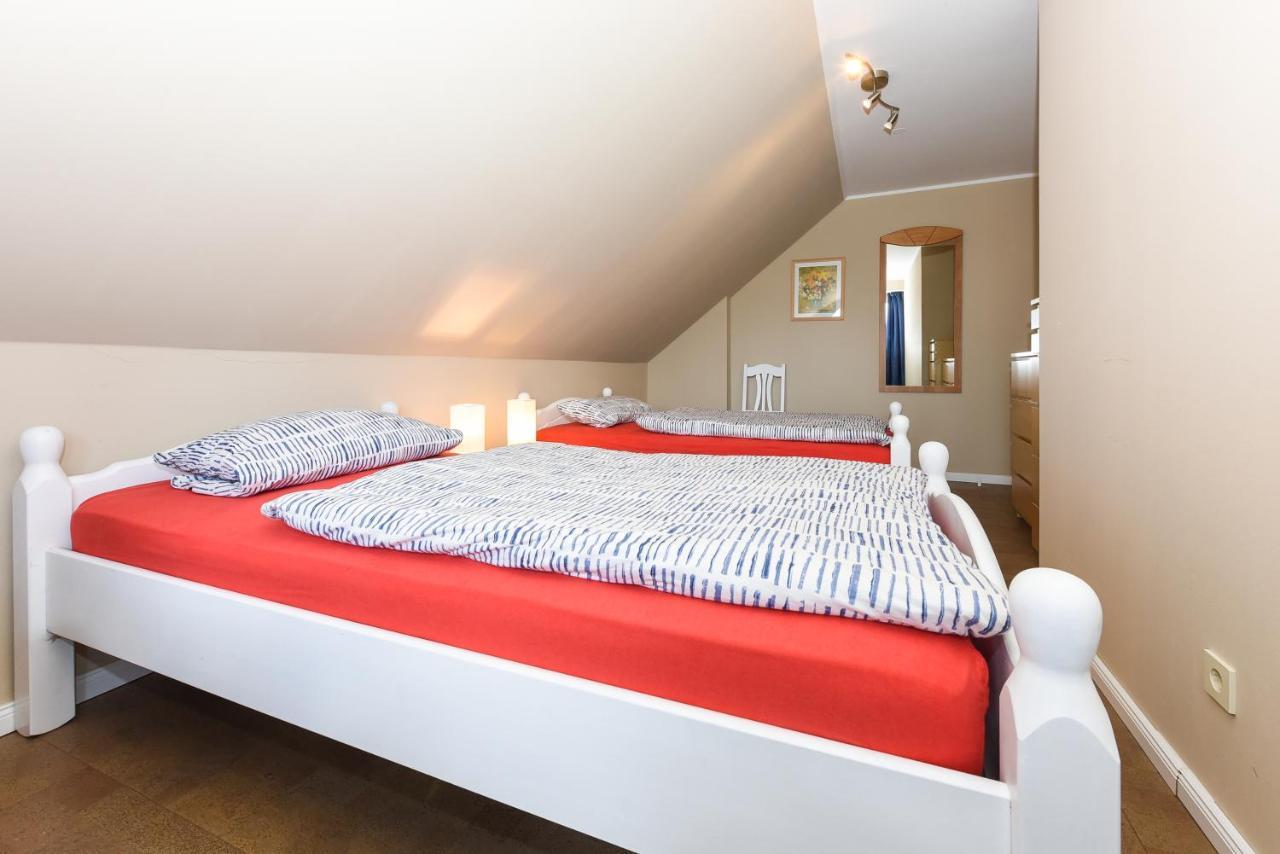 Ferienwohnung Haus Heimathafen Esens Luaran gambar