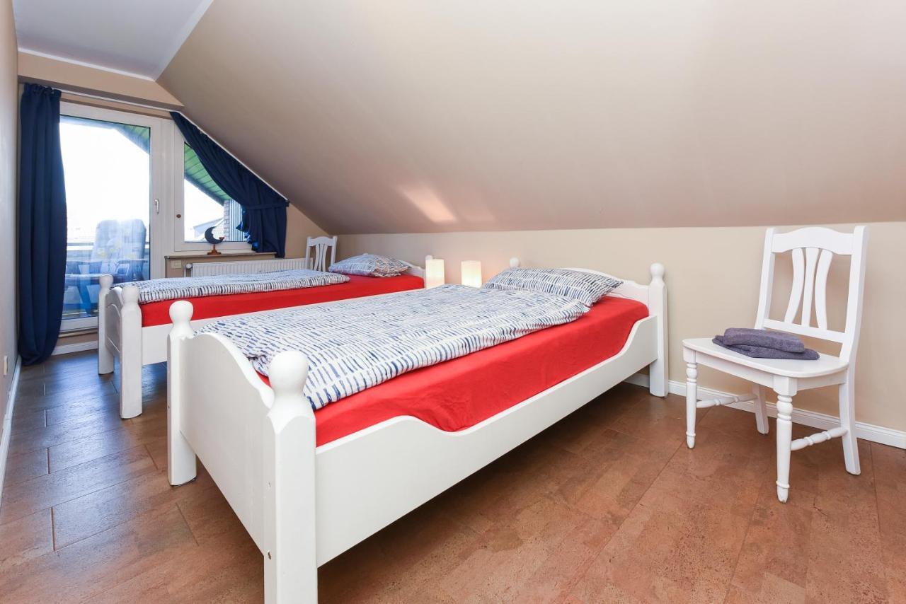 Ferienwohnung Haus Heimathafen Esens Luaran gambar