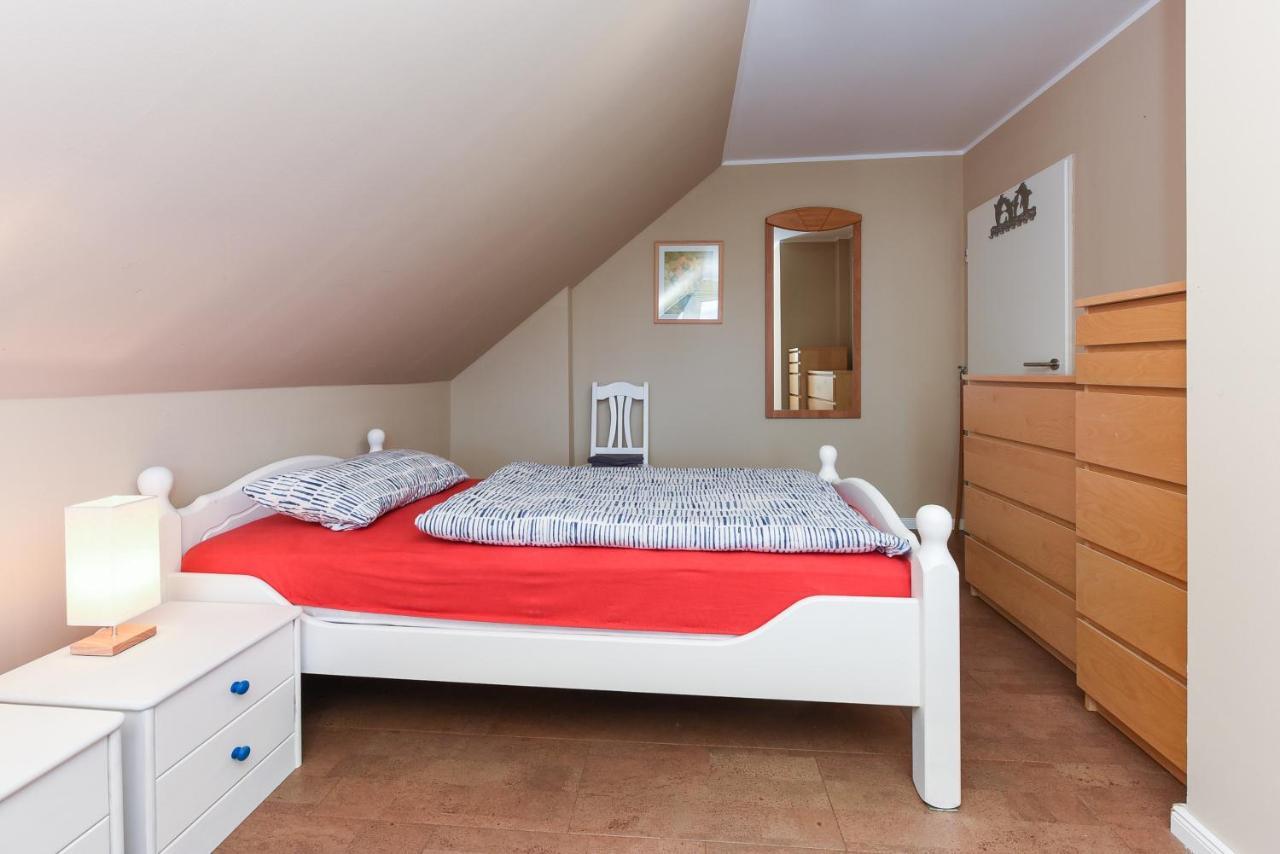 Ferienwohnung Haus Heimathafen Esens Luaran gambar